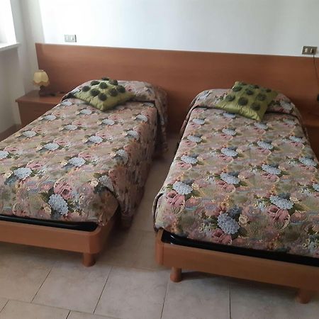 Agriturismo Andreis Alloggi Illasi Esterno foto